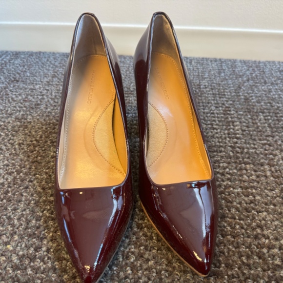 Banana Republic pointy toe block heel pumps - Picture 4 of 5